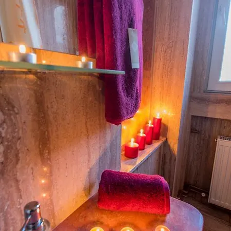 City Center - 2 Bedroom Chill Lounge شقة *