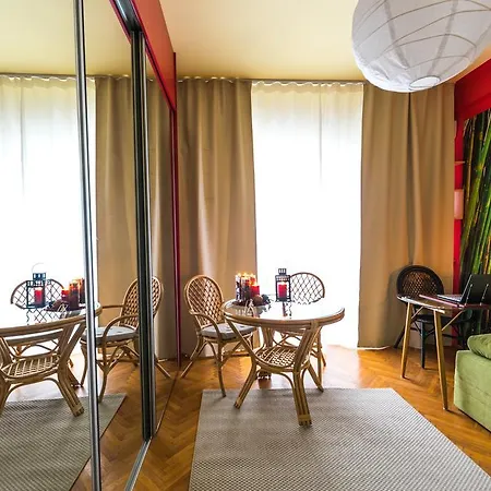 City Center - 2 Bedroom Chill Lounge شقة بوخارست